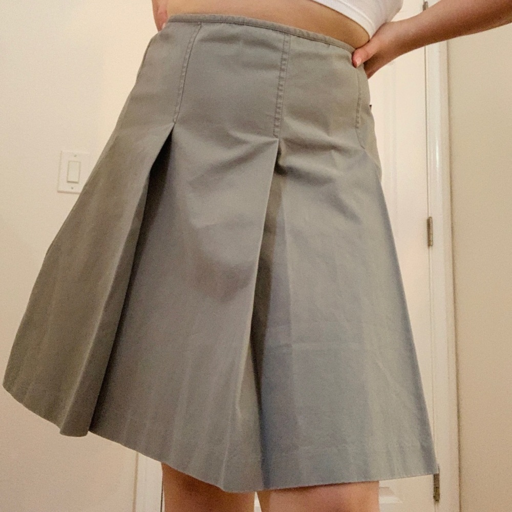 Eddie Bauer Khaki Gray Pleated Skirt Size 12